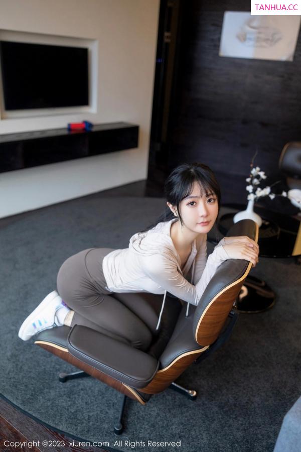   [XiuRen]高清写真图 2023.05.05 No.6683 幼幼 健身美腿第71张图片